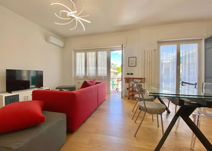 Casaviva - Modern Bilo In Boccadasse Apartment Genua